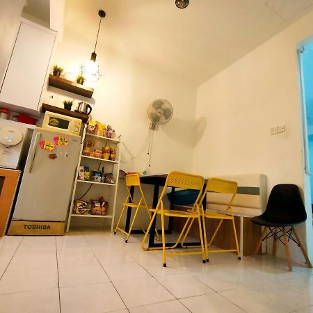 NikQi's Homestay Temerloh Luaran gambar