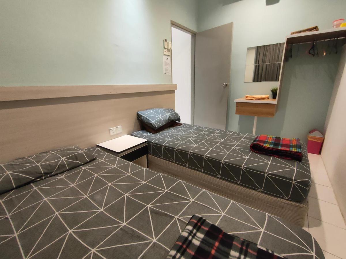 NikQi's Homestay Temerloh Luaran gambar